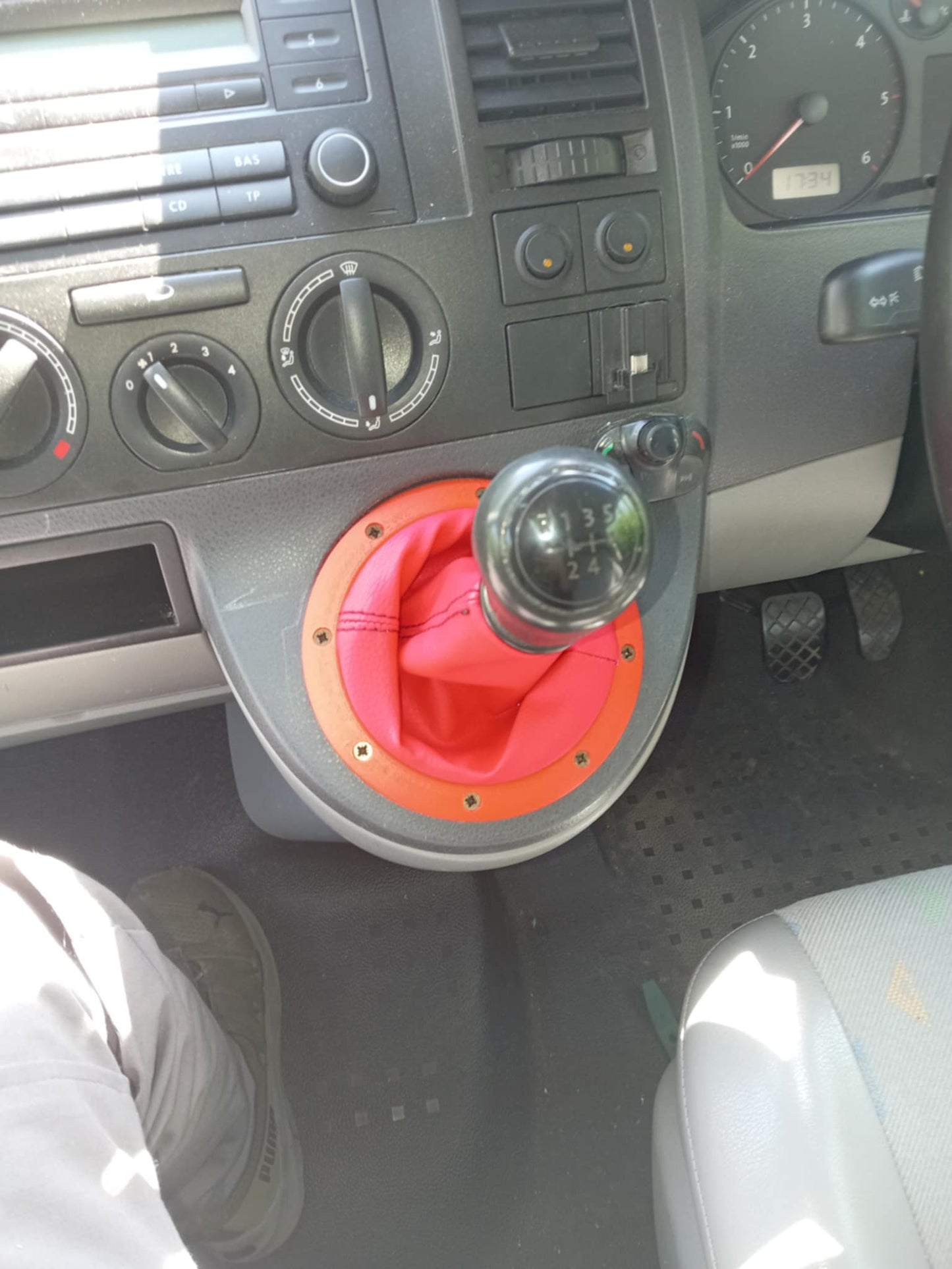 Volkswagen Transporter T5 Gear Stick Surround and Gaiter