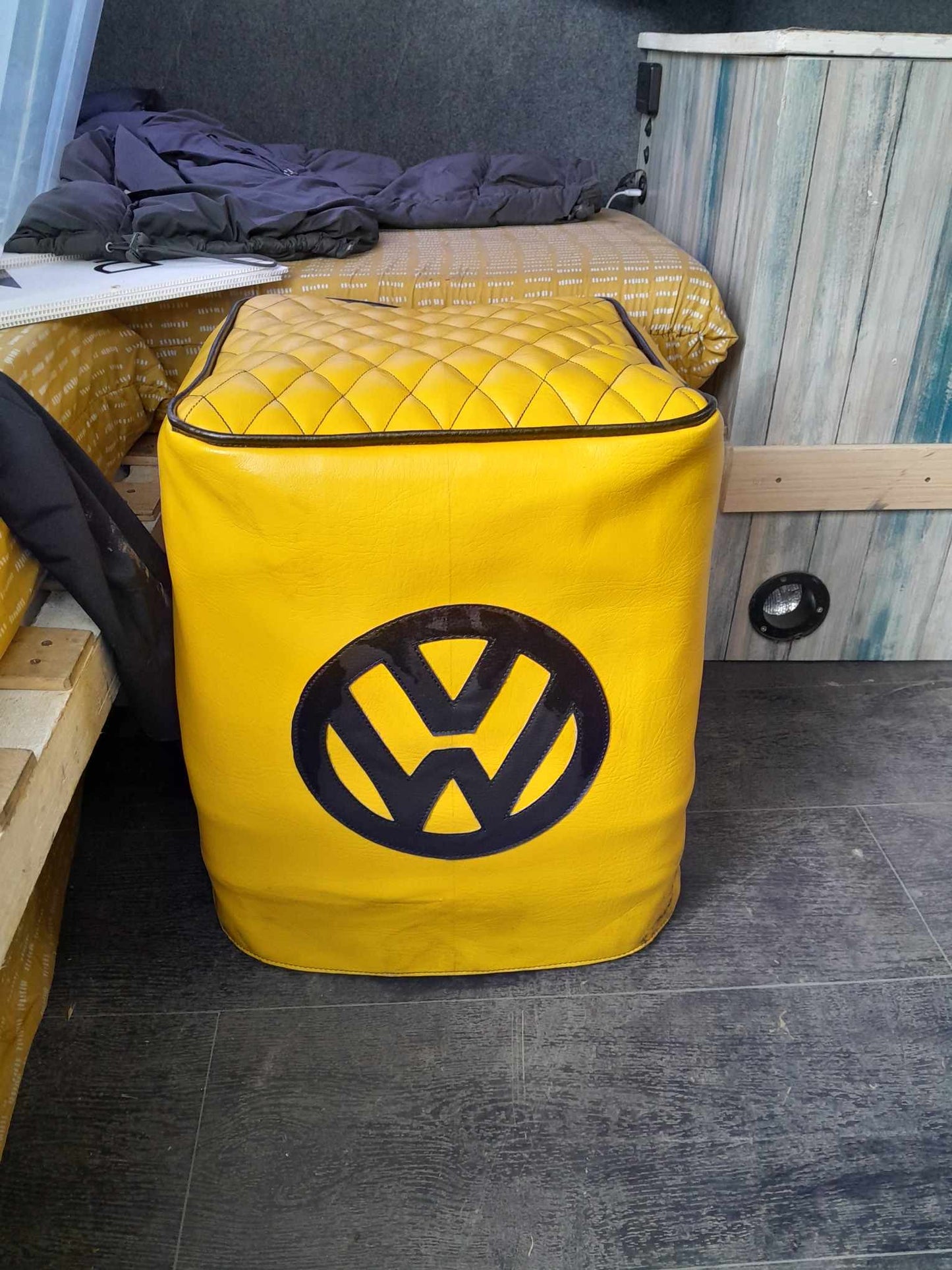 VW Porta Potty Toilet Cover - Thetford 165 and Thetford 365 (414H x 383W x 427D mm)