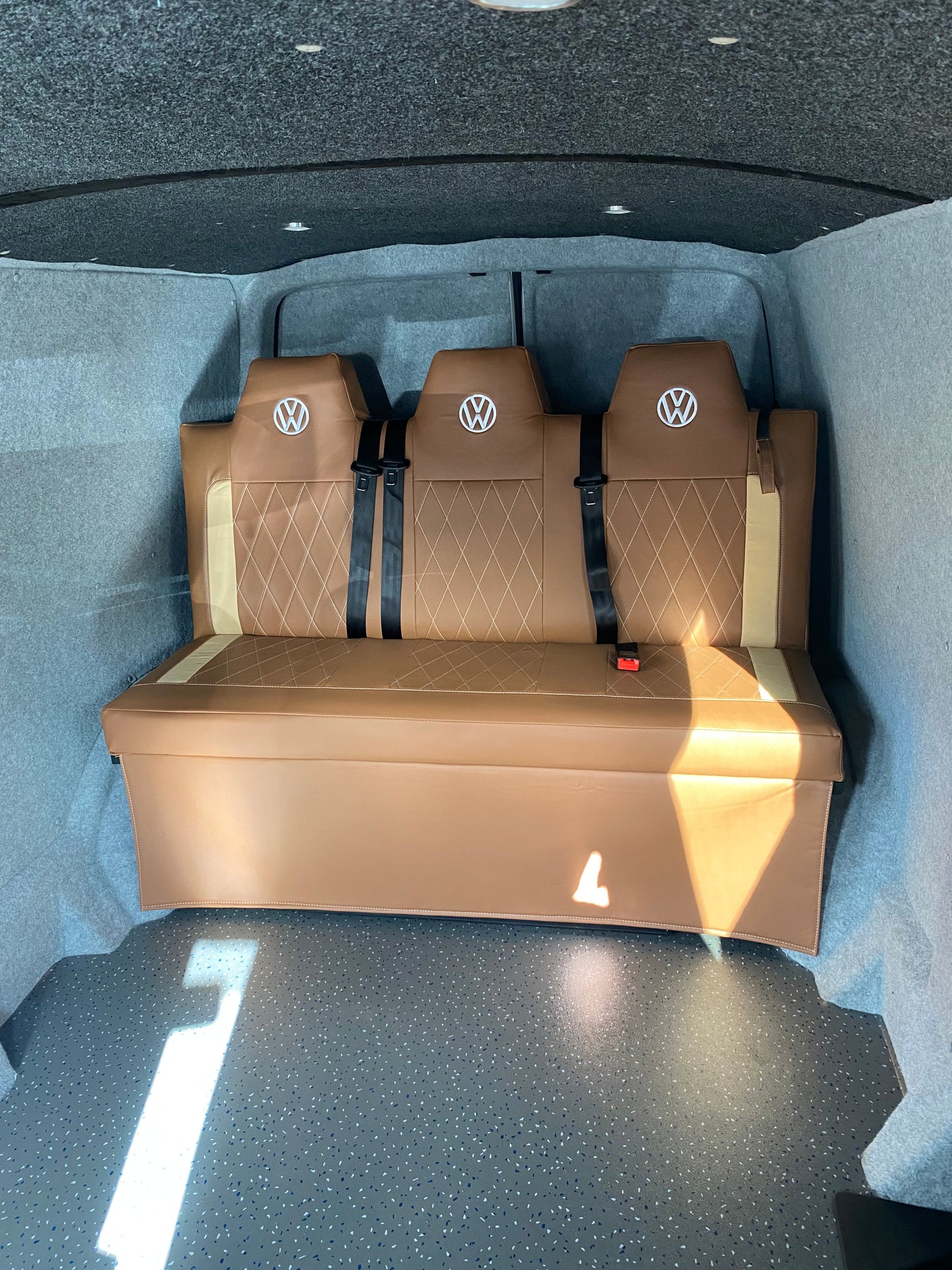 Vantasy Full Width Rock and Roll Bed – Pre-Order