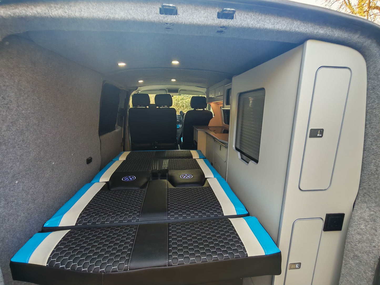 Vantasy 3/4 Rock & Roll Bed (Up to 1200mm) – Pre-Order