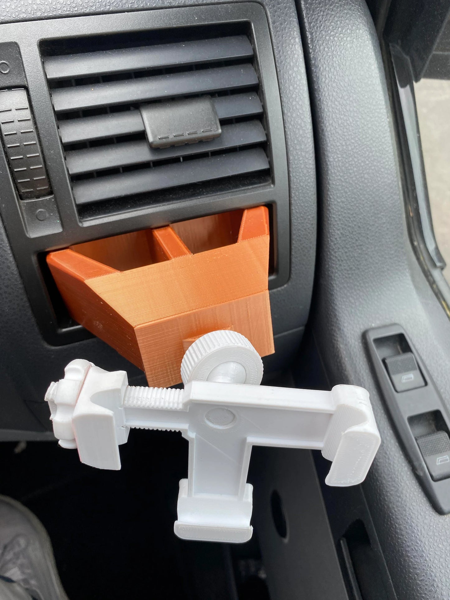 VW T5 Phone Holder